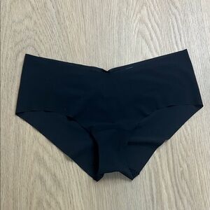 Victoria’s Secret No Show Hiphugger Panty S